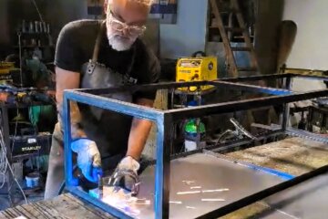 benoit-soudure-acier-fabrication-meuble